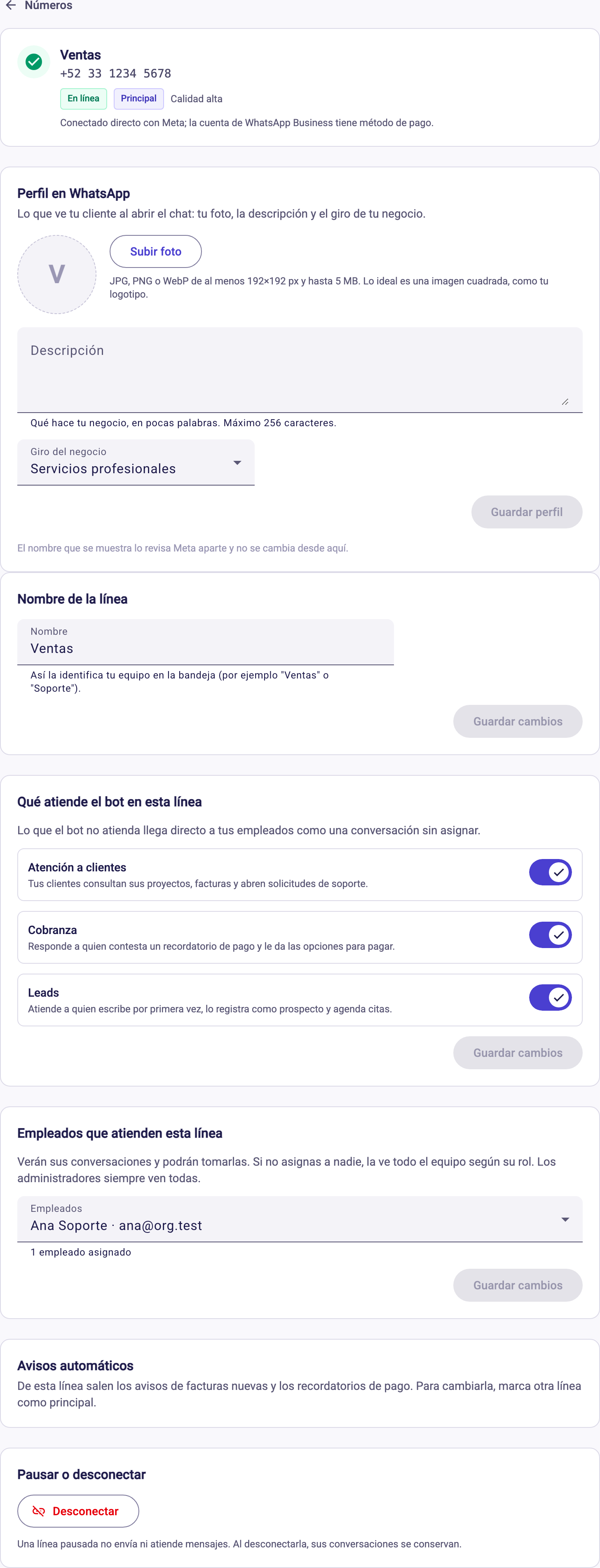 La ficha de una línea con perfil, nombre, bots, empleados y opciones para pausar o desconectar